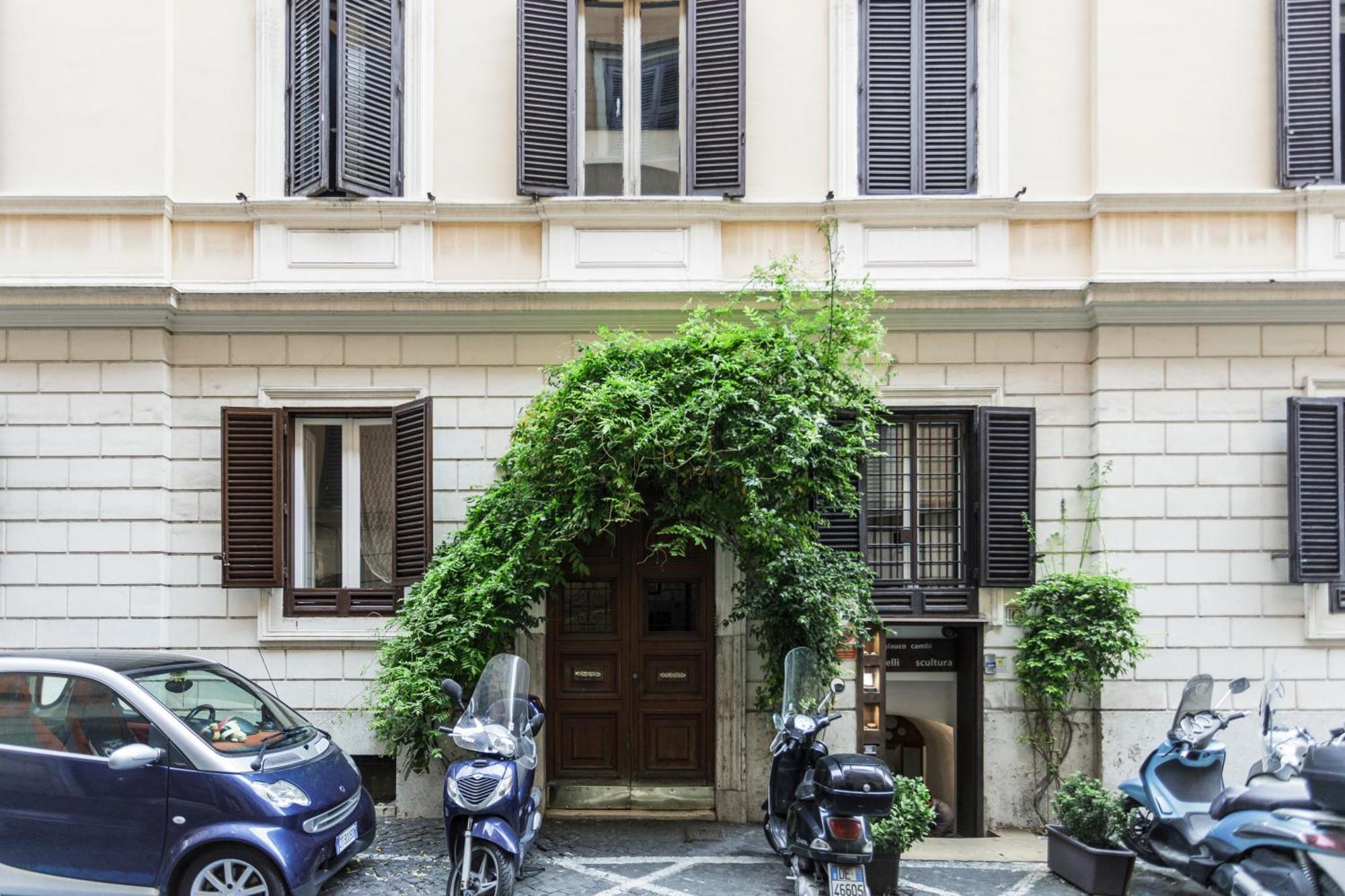 San Pietro Garden House, Rome